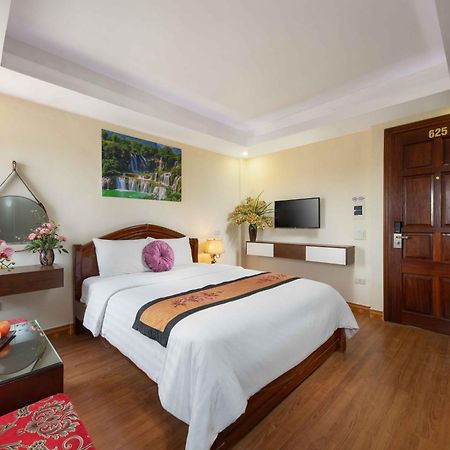 Viet Village Airport Hotel & Restaurants Hanoi Dış mekan fotoğraf