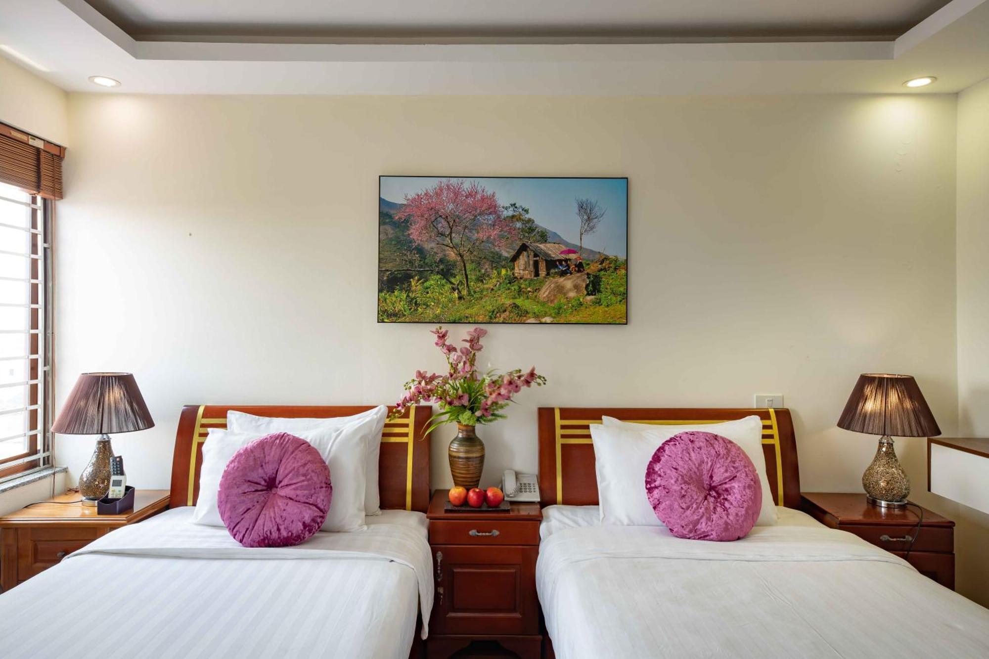 Viet Village Airport Hotel & Restaurants Hanoi Dış mekan fotoğraf